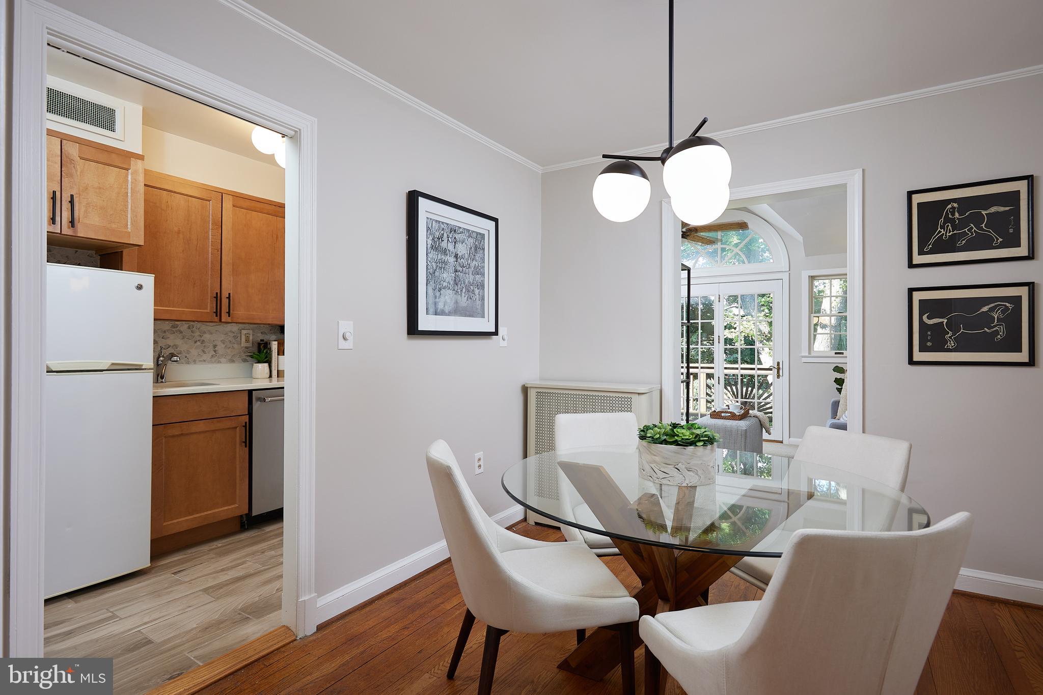 2022 Tunlaw Road Northwest Washington, DC 20007 - Photo 5 of 33 Gallery Image 5