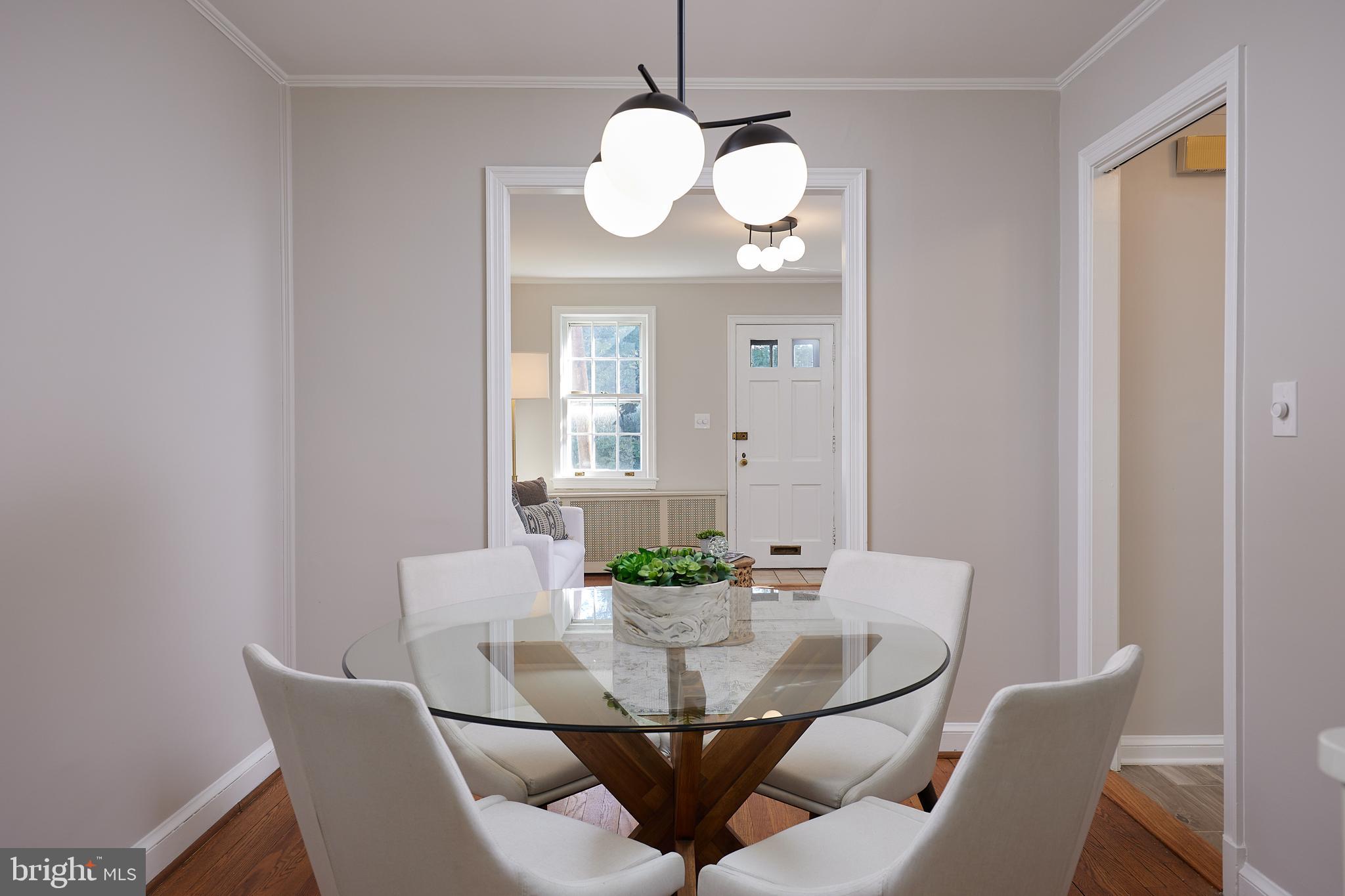 2022 Tunlaw Road Northwest Washington, DC 20007 - Photo 6 of 33 Gallery Image 6