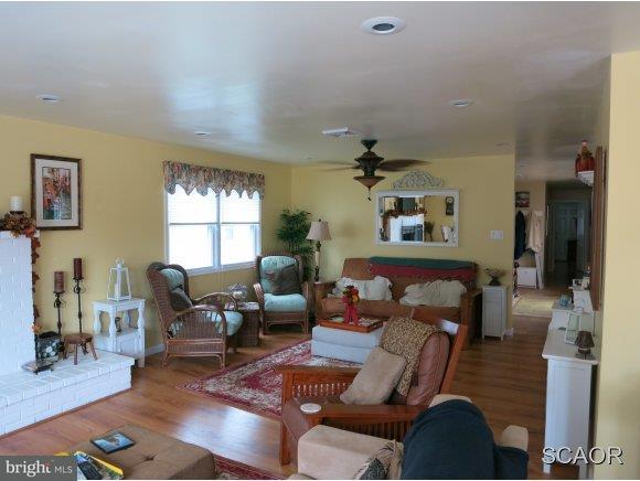 Gallery Image 7