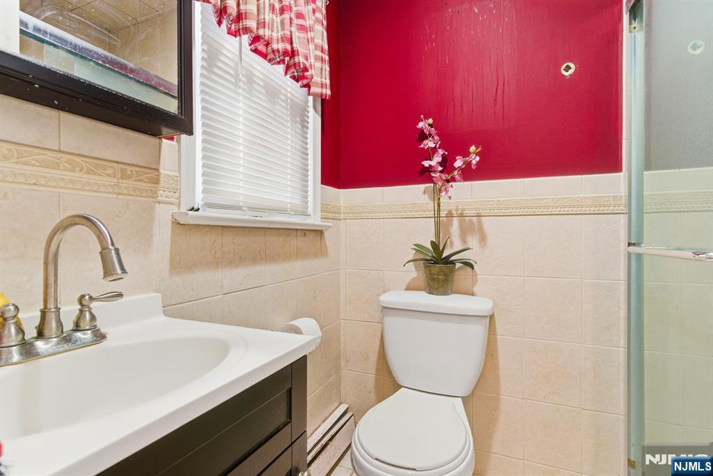 229 Edwards Road Parsippany, NJ 07054 - Photo 21 of 34