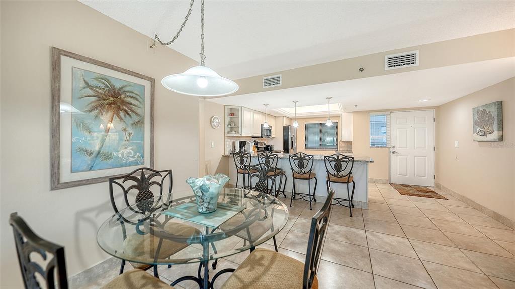 1001 Point Of Rocks Road, Unit 310 Sarasota, FL 34242 - Photo 18 of 33 Gallery Image 18