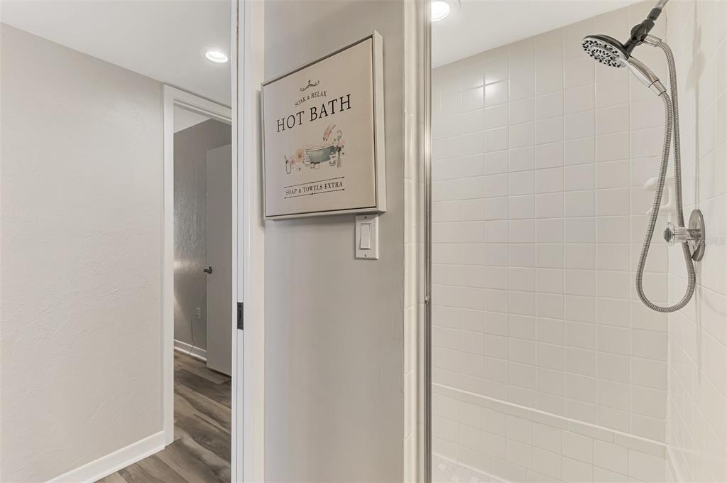631 Alhambra Road, Unit 1004 Venice, FL 34285 - Photo 48 of 71