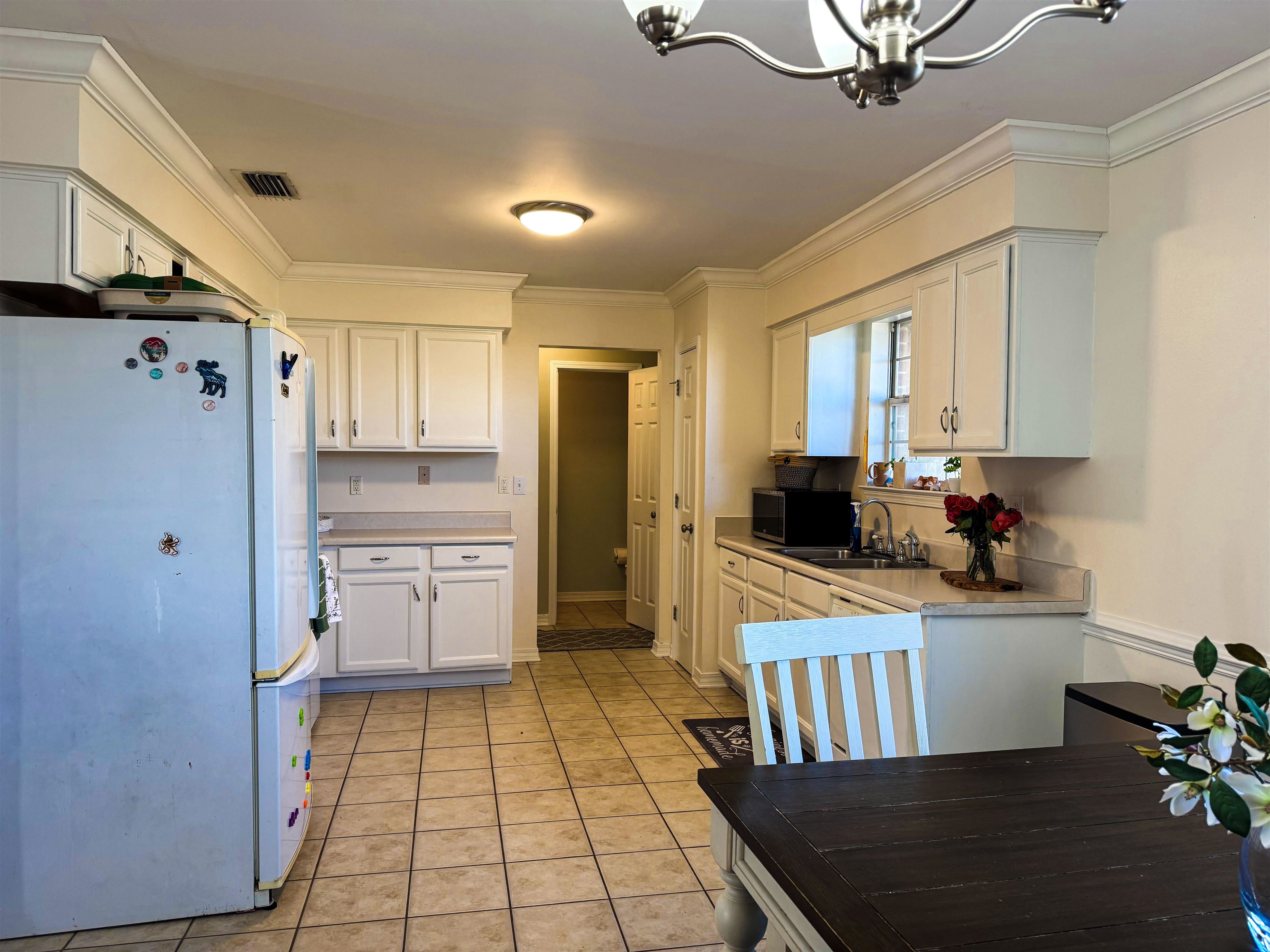 8927 Gryder Street Foley, AL 36535 - Photo 8 of 18 Kitchen