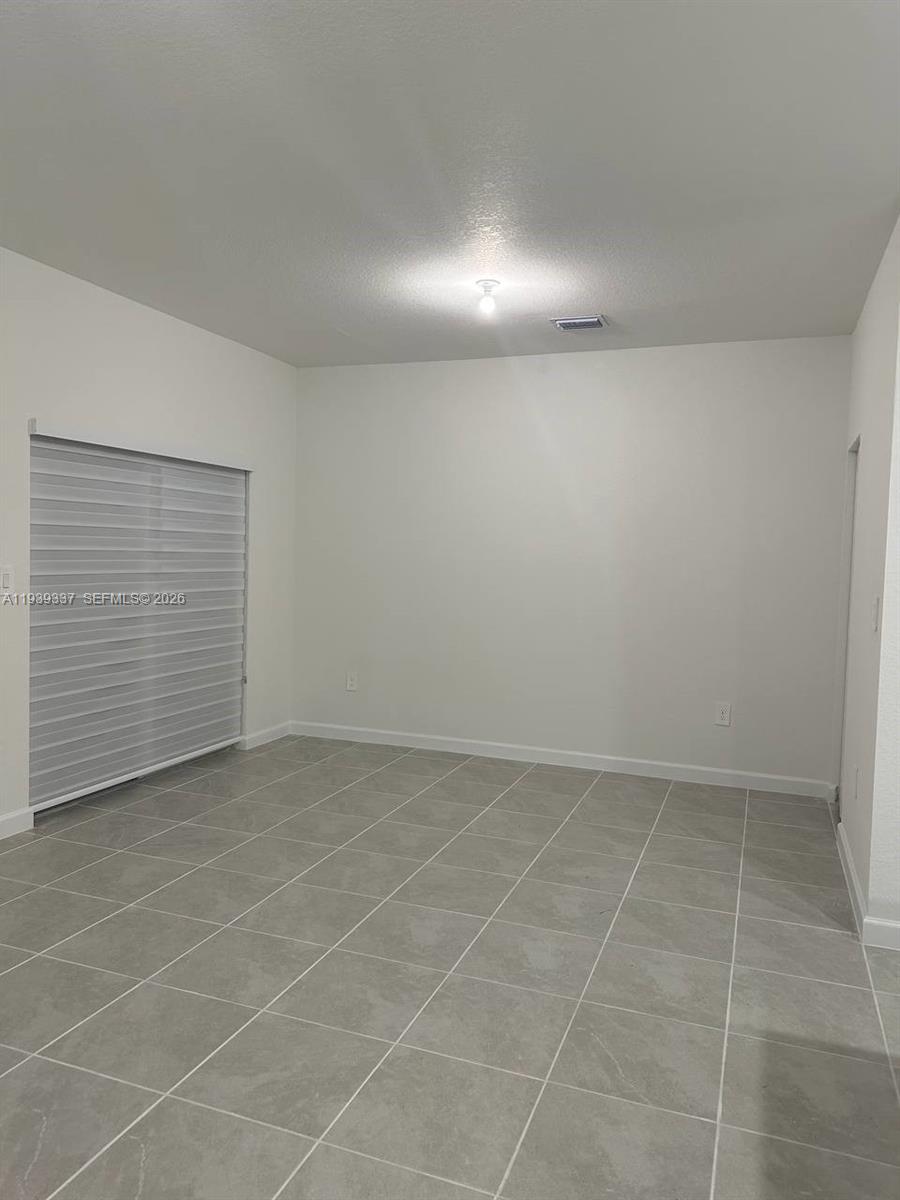 14816 Southwest 265th Street Homestead, FL 33032 - Photo 11 of 16