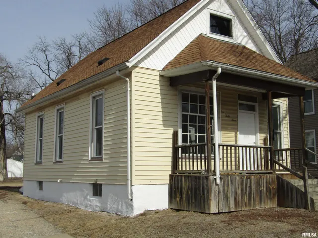 $49,900 | 143 East Spruce Street, Canton, IL 61520