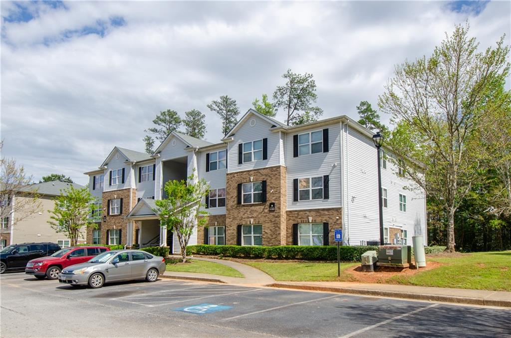 10104 Fairington Ridge Circle Lithonia, GA 30038 - Photo 1 of 28