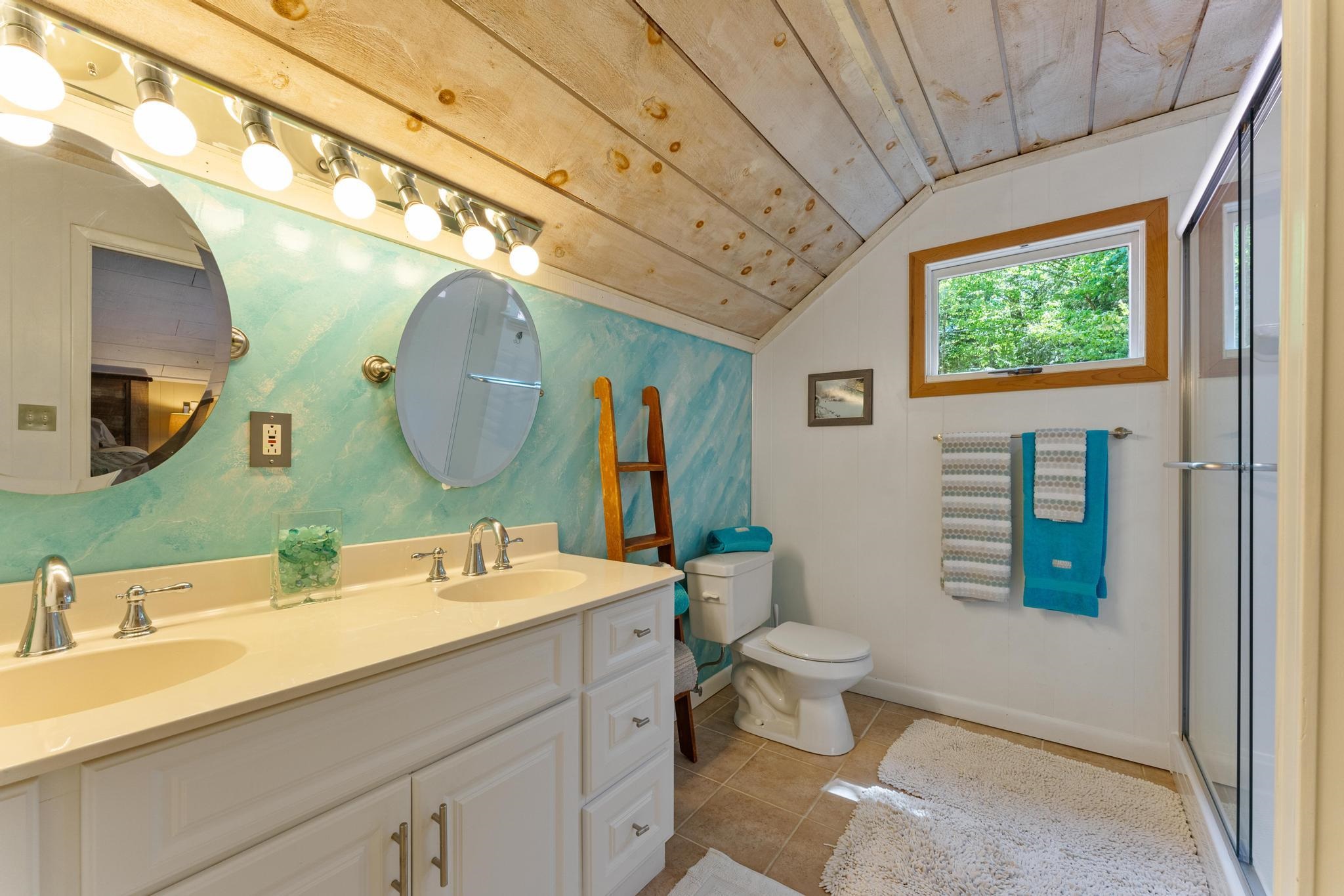 349 Barrows Towne Road Killington, VT 05751 - Photo 17 of 34 Gallery Image 17