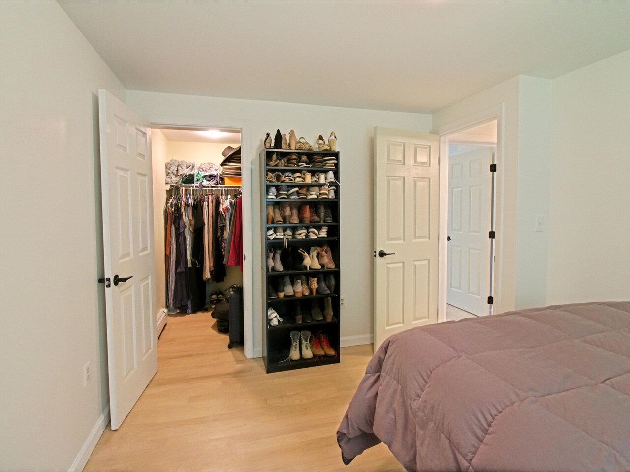 385 Broadlake Road Colchester, VT 05446 - Photo 12 of 40