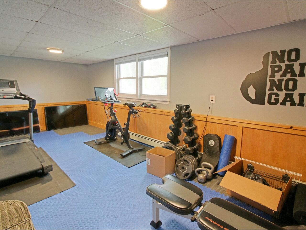 385 Broadlake Road Colchester, VT 05446 - Photo 18 of 40