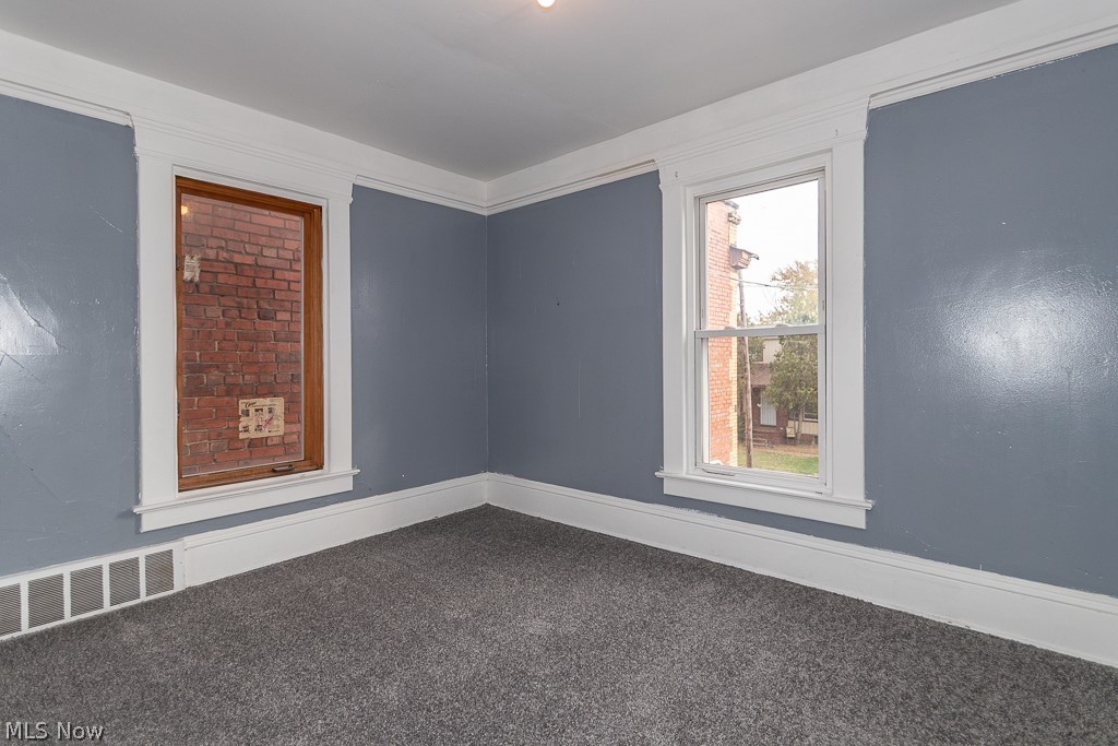 15416 Saranac Road Cleveland, OH 44110 - Photo 34 of 47