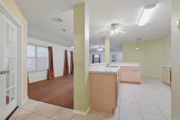 $1,795 | 6619 Chasethorn Drive, San Antonio, TX 78249