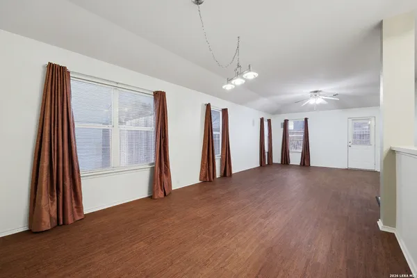 $1,795 | 6619 Chasethorn Drive, San Antonio, TX 78249