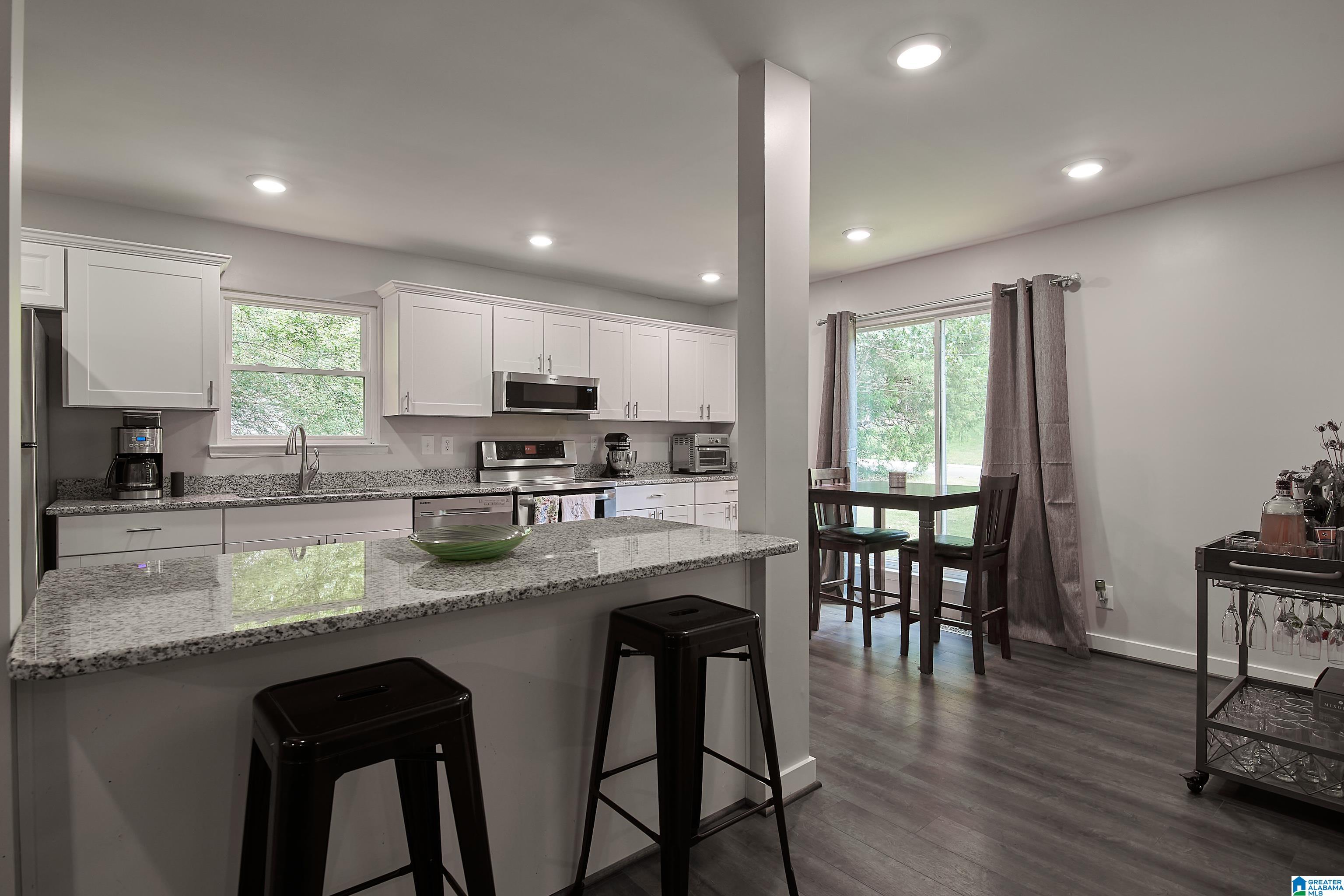5645 Hampton Road Birmingham, AL 35210 - Photo 7 of 46