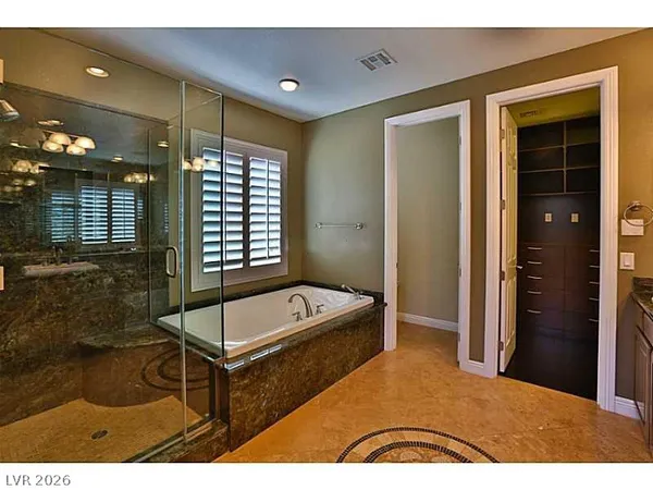 $1,175,000 | 12113 El Portico Court, Las Vegas, NV 89138