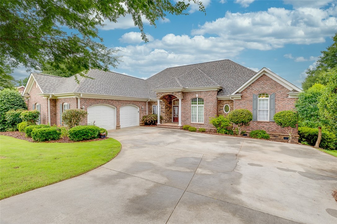105 Turnberry Road Anderson, SC 29621 - Photo 2 of 36