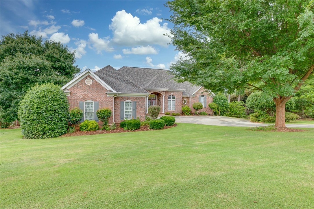 105 Turnberry Road Anderson, SC 29621 - Photo 3 of 36