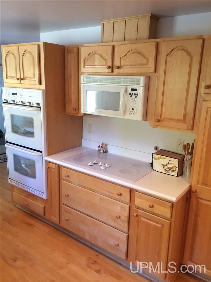 15290 Pequaming Road Lanse, MI 49946 - Photo 12 of 36 Gallery Image 12