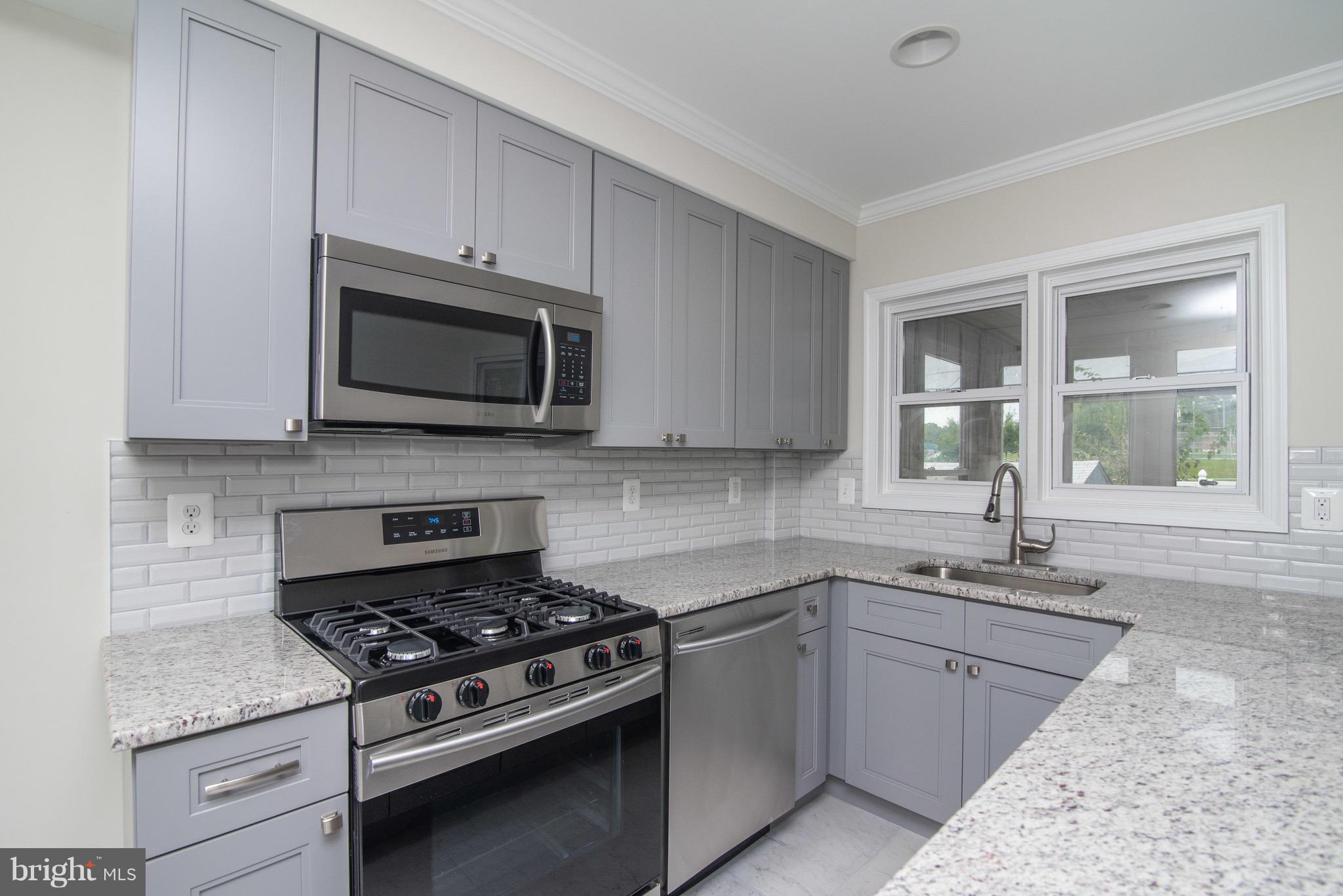 7315 Berkshire Road Baltimore, MD 21224 - Photo 1 of 30 Interior (General)