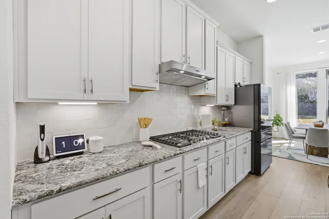 $600,000 | 8928 Whimsey, Fair Oaks Ranch, TX 78015