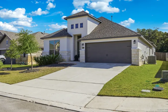 $600,000 | 8928 Whimsey, Fair Oaks Ranch, TX 78015