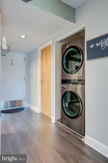 $270,000 | 700 Avondale Road, Unit 6E, Wallingford, PA 19086