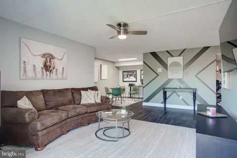 $270,000 | 700 Avondale Road, Unit 6E, Wallingford, PA 19086