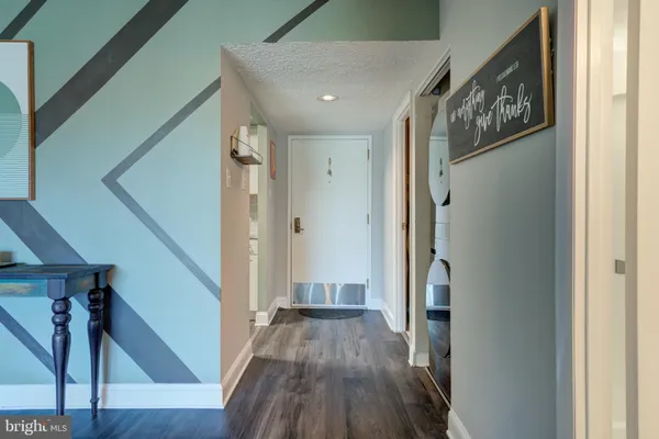 $280,000 | 700 Avondale Road, Unit 6E, Wallingford, PA 19086