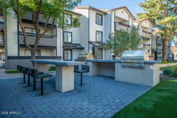 $1,463 | 1975 East University Drive, Unit 2, Tempe, AZ 85288