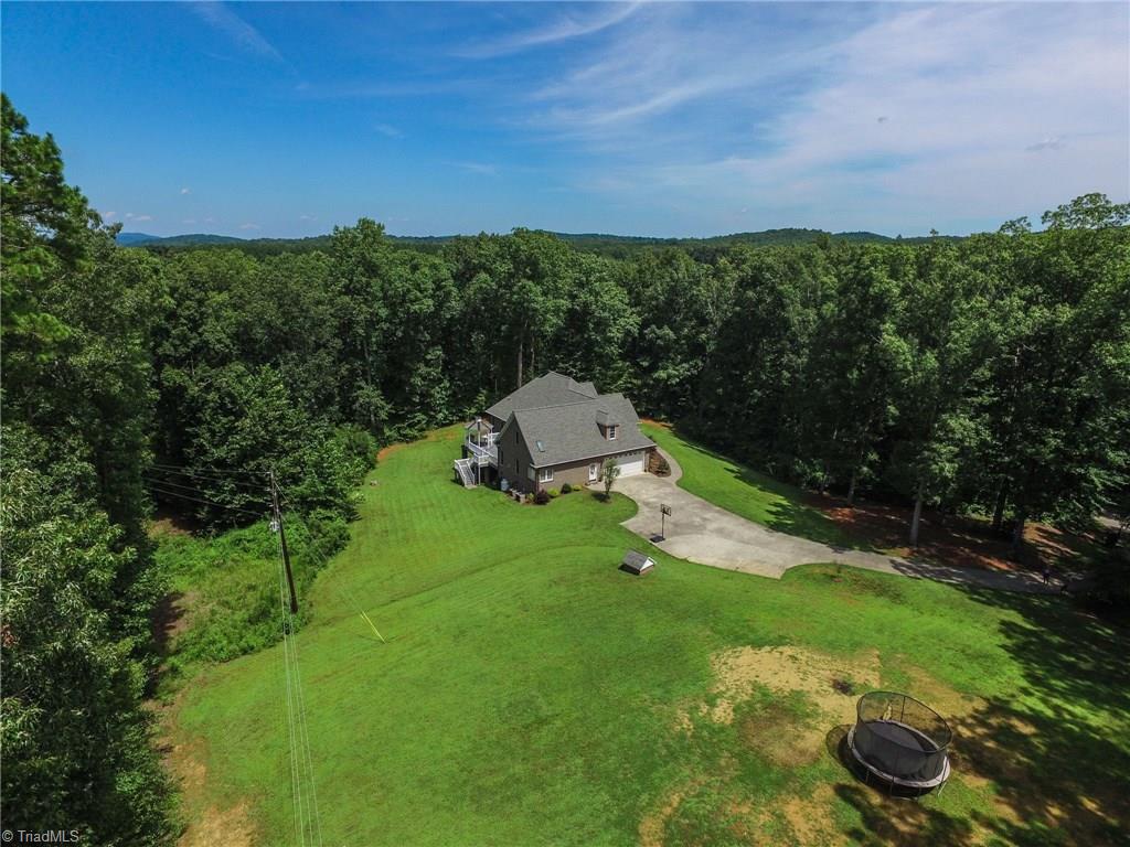 3458 Lassiter Mill Road Asheboro, NC 27205 - Photo 6 of 27 Gallery Image 6