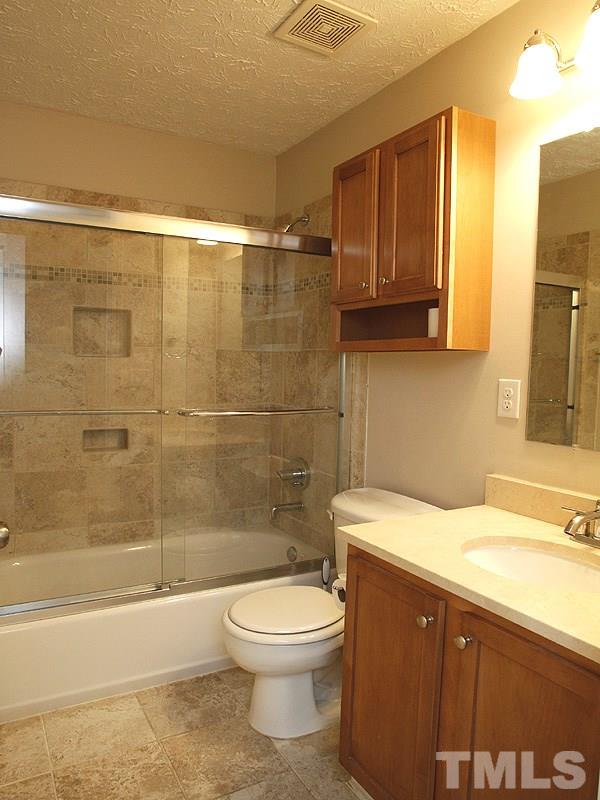 2033 Rabbit Run Raleigh, NC 27603 - Photo 8 of 12 Gallery Image 8