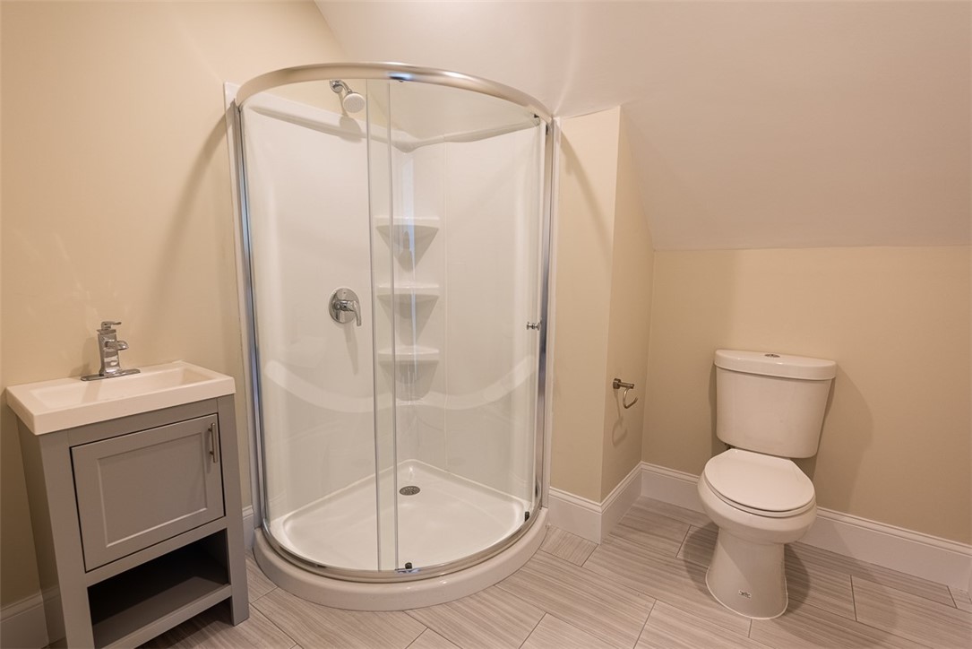 12 University Avenue Providence, RI 02906 - Photo 19 of 46