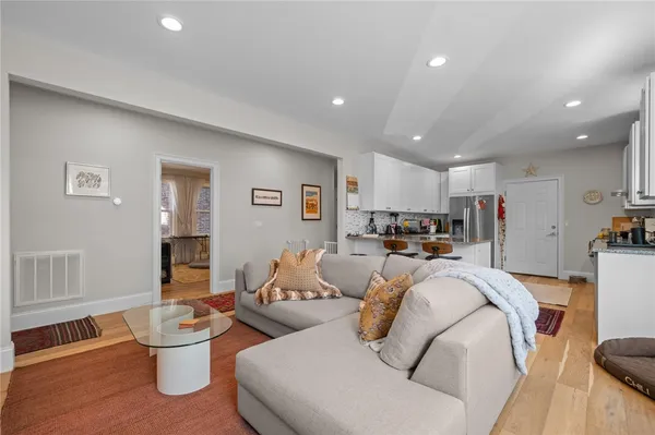 $1,550,000 | 12 University Avenue, Providence, RI 02906