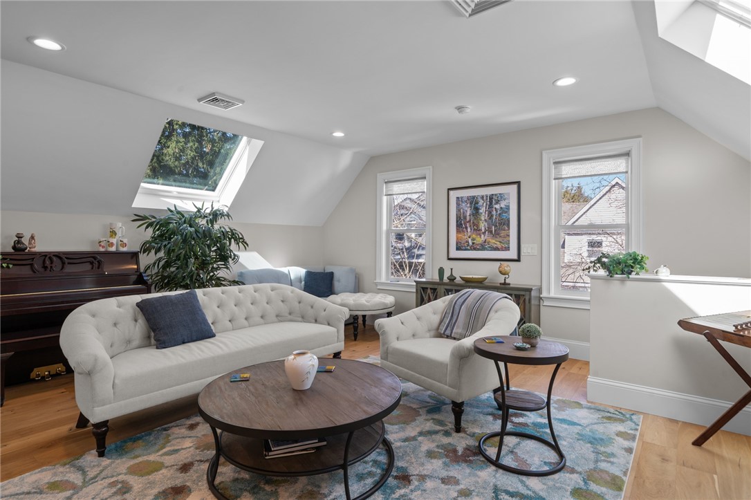 12 University Avenue Providence, RI 02906 - Photo 40 of 46 Unit 2 townhouse top floor