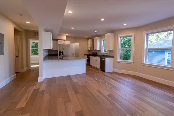 $1,550,000 | 12 University Avenue, Providence, RI 02906