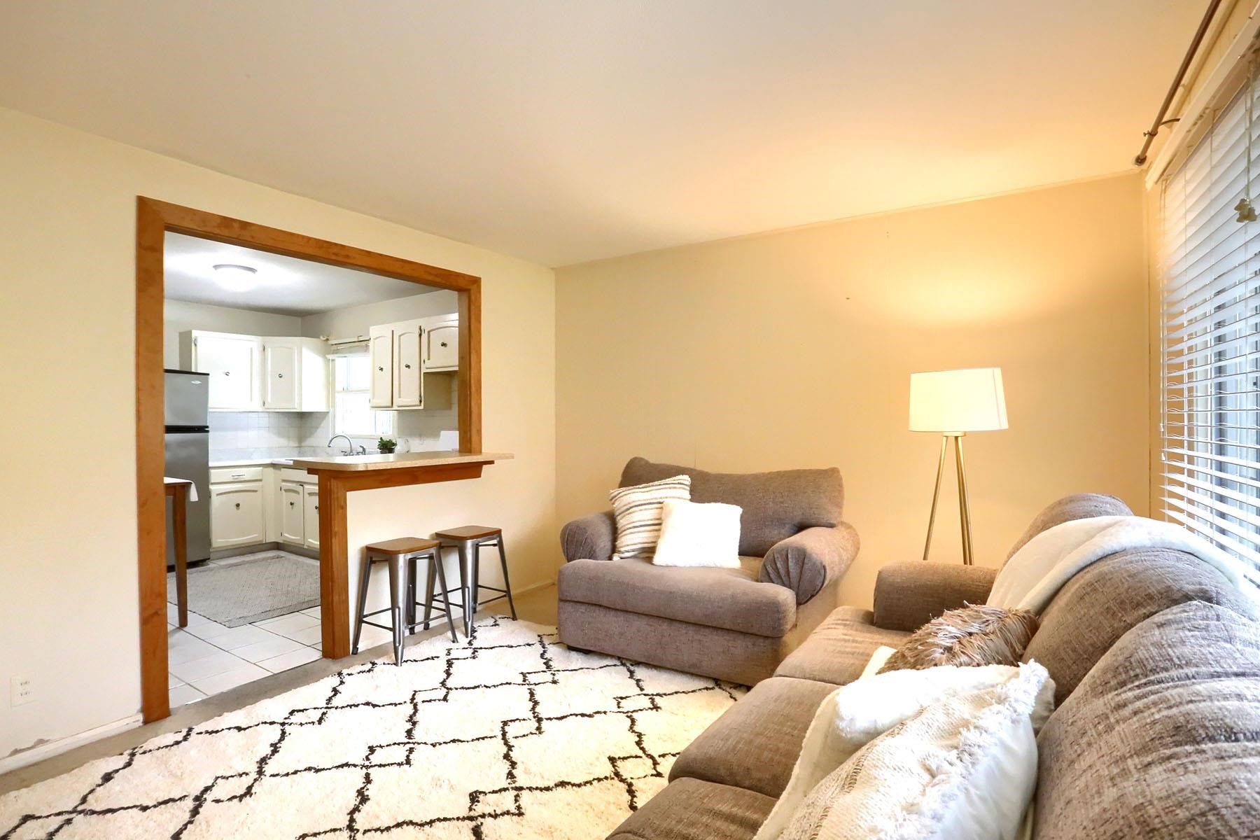 1411 Ranch Road Warsaw, IN 46580 - Photo 2 of 11 Gallery Image 2