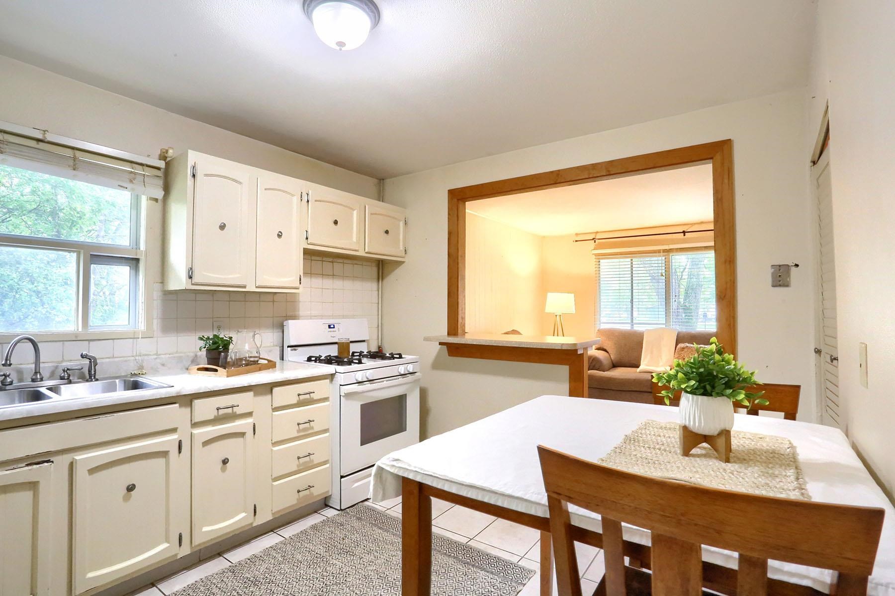 1411 Ranch Road Warsaw, IN 46580 - Photo 5 of 11 Gallery Image 5