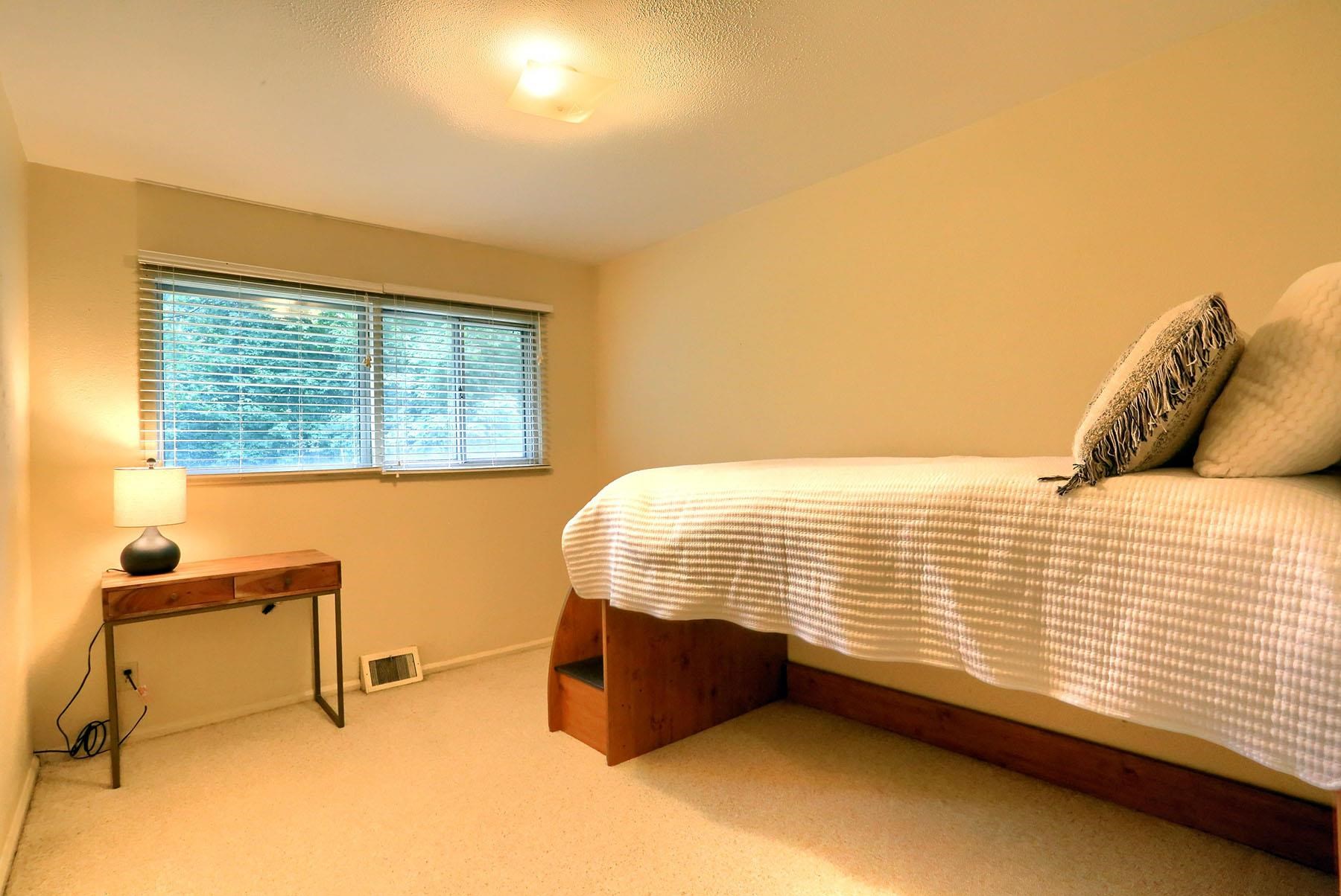 1411 Ranch Road Warsaw, IN 46580 - Photo 6 of 11 Gallery Image 6