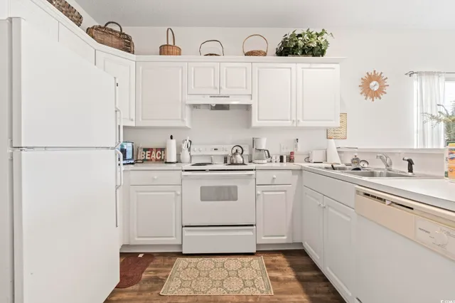 $169,900 | 2020 Cross Gate Boulevard, Unit 102, Surfside Beach, SC 29575