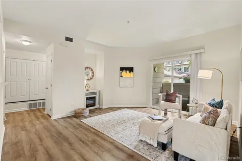 $270,000 | 8707 East Florida Avenue, Unit 507, Denver, CO 80247
