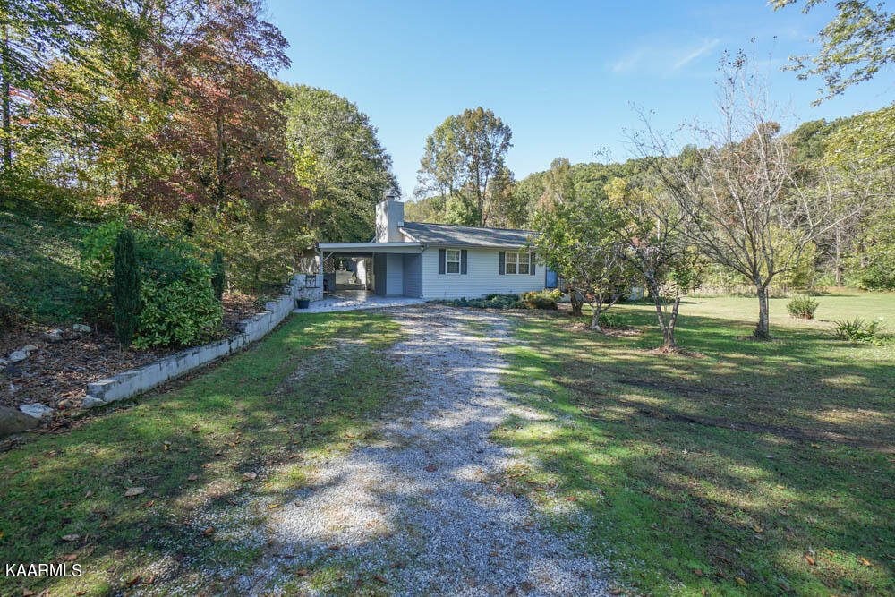 745 Mel Hall Road Maryville, TN 37803 - Photo 4 of 49 DSC09248