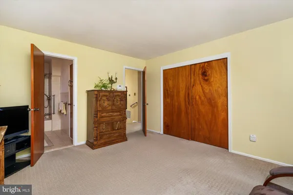 $574,900 | 159 Hempstead Road, Hamilton, NJ 08610