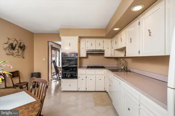 $574,900 | 159 Hempstead Road, Hamilton, NJ 08610