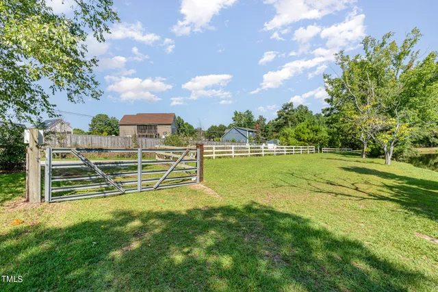 $2,400,000 | 408 Johnston Road, Raleigh, NC 27603