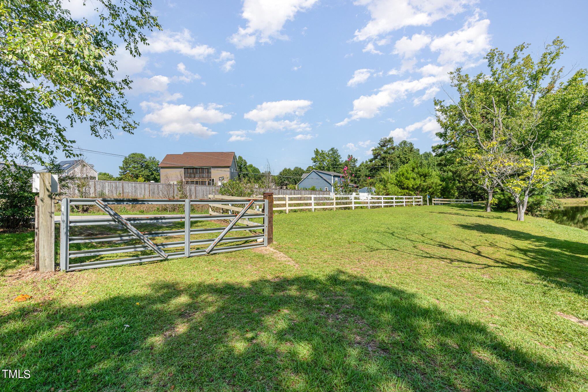 408 Johnston Road Raleigh, NC 27603 - Photo 19 of 25 017_photo_aug_01_2024_6_56_35_pm_8-edit