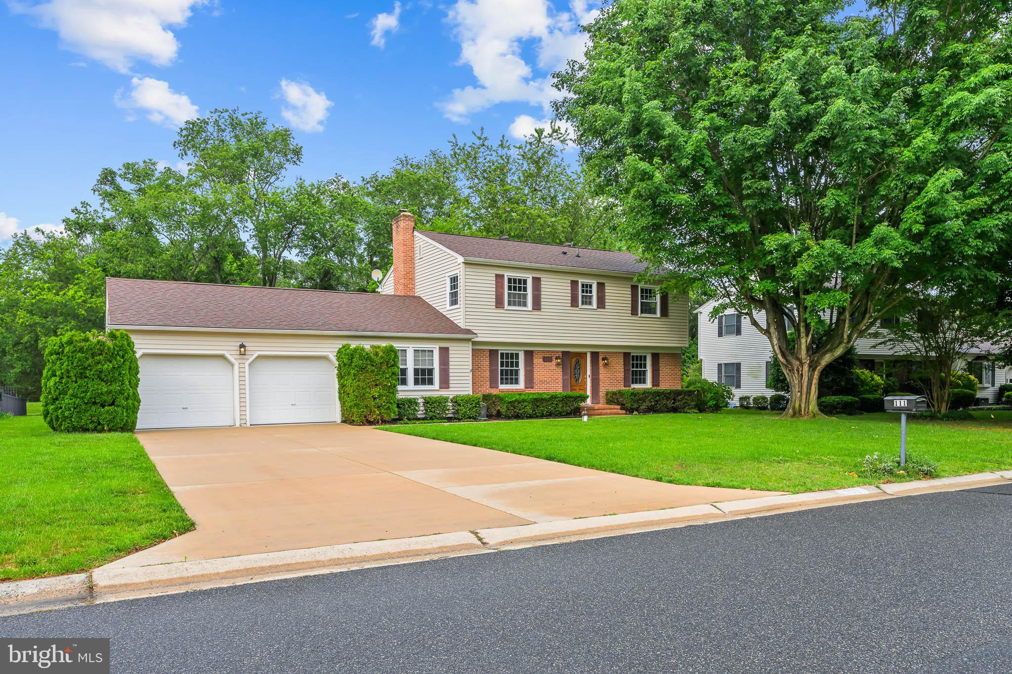 111 North Fairfield Drive Dover, DE 19901 - Photo 2 of 32