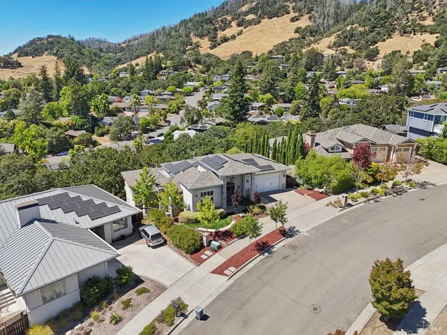 $1,849,950 | 5969 Vista Ridge, Santa Rosa, CA 95409