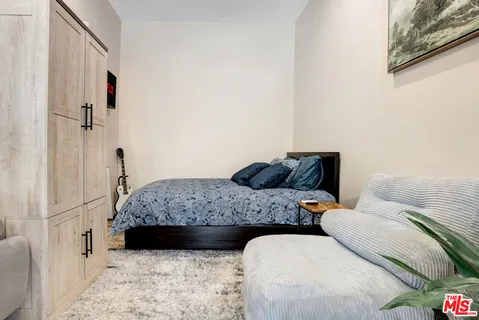 $1,495,000 | 1115 North Beverly Glen Boulevard, Los Angeles, CA 90077