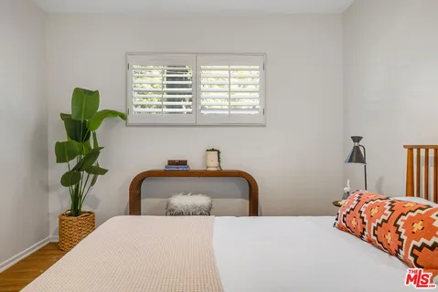 $1,495,000 | 1115 North Beverly Glen Boulevard, Los Angeles, CA 90077