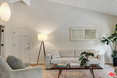 $1,495,000 | 1115 North Beverly Glen Boulevard, Los Angeles, CA 90077