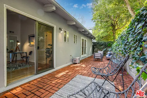 $1,495,000 | 1115 North Beverly Glen Boulevard, Los Angeles, CA 90077
